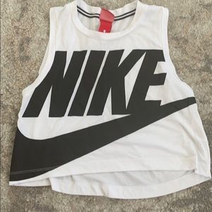 Nike crop top size small